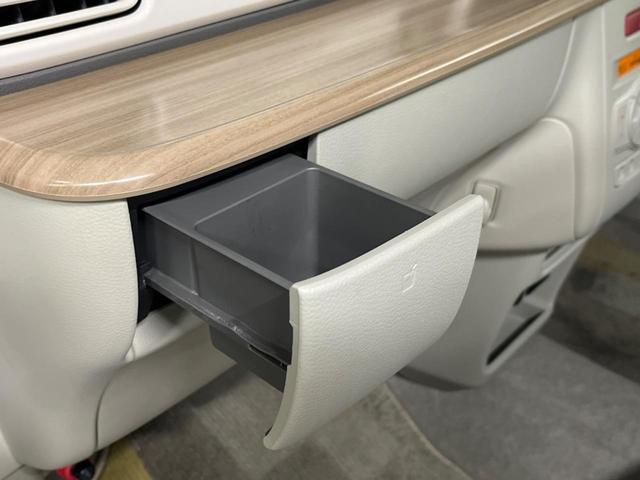 アルトラパン Ｘ　ＳＤナビ　衝突被害軽減システム　禁煙車　シートヒーター　スマートキー　ＨＩＤヘッド　ビルトインＥＴＣ　純正１４インチアルミ　オートエアコン　Ｂｌｕｅｔｏｏｔｈ　ＣＤ　ＤＶＤ再生　フルセグ（46枚目）