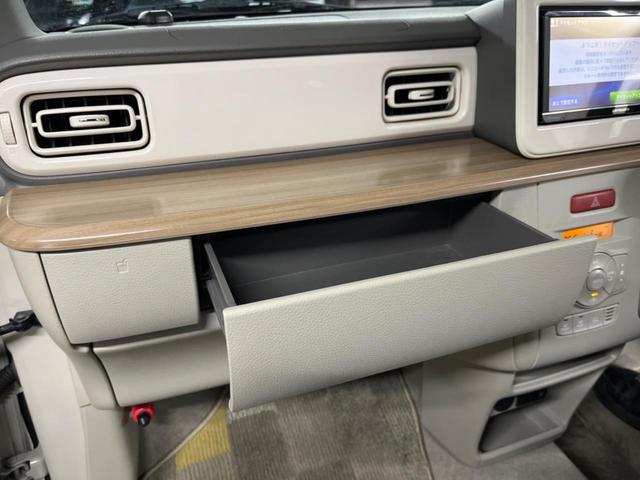 アルトラパン Ｘ　ＳＤナビ　衝突被害軽減システム　禁煙車　シートヒーター　スマートキー　ＨＩＤヘッド　ビルトインＥＴＣ　純正１４インチアルミ　オートエアコン　Ｂｌｕｅｔｏｏｔｈ　ＣＤ　ＤＶＤ再生　フルセグ（48枚目）