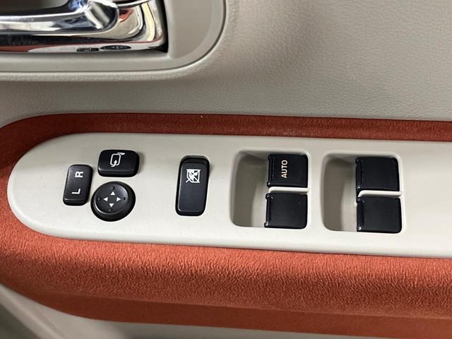 アルトラパン X 純正SDナビ バックカメラ 衝突被害軽減システム シートヒーター コーナーセンサー スマートキー HIDヘッド 純正14インチアルミ オートライト オートエアコン Bluetooth CD フルセグ(38枚目)