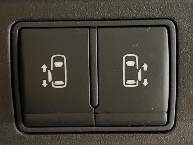 セレナ ハイウェイスター 両側電動ドア 純正SDナビ 全周囲カメラ 衝突被害軽減システム レーダークルーズ 禁煙車 スマートキー LEDヘッド ナビ連動ETC 純正16インチアルミ オートライト オートエアコン リアエアコン(7枚目)