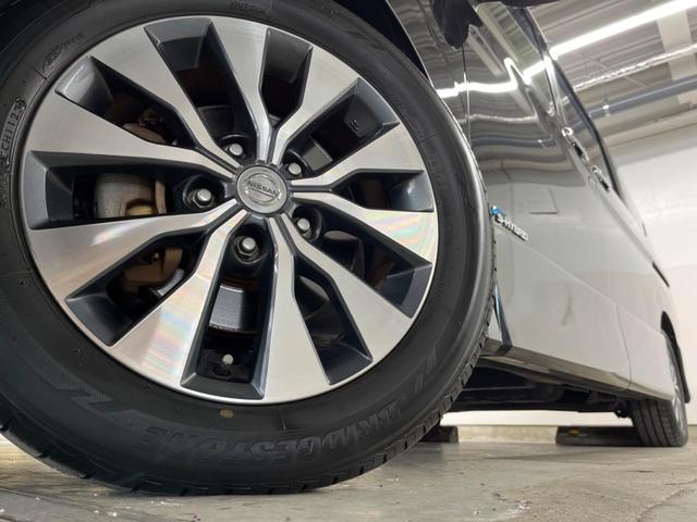 セレナ ハイウェイスター 両側電動ドア 純正SDナビ 全周囲カメラ 衝突被害軽減システム レーダークルーズ 禁煙車 スマートキー LEDヘッド ナビ連動ETC 純正16インチアルミ オートライト オートエアコン リアエアコン(21枚目)