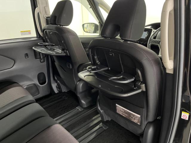 セレナ ハイウェイスター 両側電動ドア 純正SDナビ 全周囲カメラ 衝突被害軽減システム レーダークルーズ 禁煙車 スマートキー LEDヘッド ナビ連動ETC 純正16インチアルミ オートライト オートエアコン リアエアコン(39枚目)