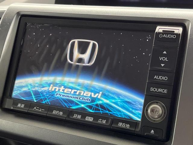 ステップワゴンスパーダ Ｚ　クールスピリット　インターナビ　セレクション　両側電動ドア　ＨＤＤナビ　後席モニター　バックカメラ　禁煙車　ハーフレザーシート　ドラレコ　スマートキー　ＬＥＤヘッド　ビルトインＥＴＣ　純正１７インチアルミ　オートライト　オートエアコン　ＣＤ（3枚目）