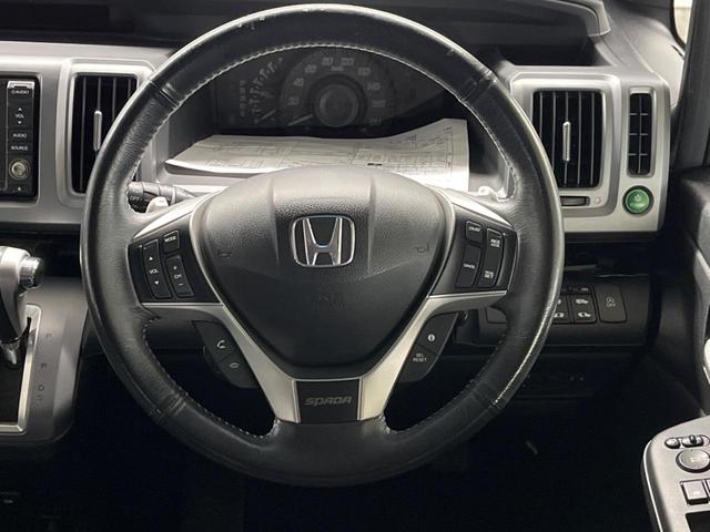 ステップワゴンスパーダ Ｚ　クールスピリット　インターナビ　セレクション　両側電動ドア　ＨＤＤナビ　後席モニター　バックカメラ　禁煙車　ハーフレザーシート　ドラレコ　スマートキー　ＬＥＤヘッド　ビルトインＥＴＣ　純正１７インチアルミ　オートライト　オートエアコン　ＣＤ（14枚目）