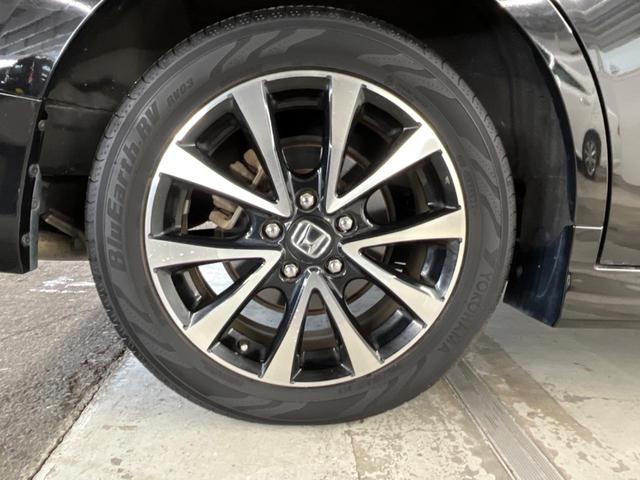 ステップワゴンスパーダ Ｚ　クールスピリット　インターナビ　セレクション　両側電動ドア　ＨＤＤナビ　後席モニター　バックカメラ　禁煙車　ハーフレザーシート　ドラレコ　スマートキー　ＬＥＤヘッド　ビルトインＥＴＣ　純正１７インチアルミ　オートライト　オートエアコン　ＣＤ（32枚目）