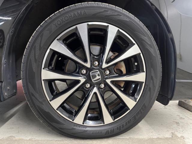 ステップワゴンスパーダ Ｚ　クールスピリット　インターナビ　セレクション　両側電動ドア　ＨＤＤナビ　後席モニター　バックカメラ　禁煙車　ハーフレザーシート　ドラレコ　スマートキー　ＬＥＤヘッド　ビルトインＥＴＣ　純正１７インチアルミ　オートライト　オートエアコン　ＣＤ（33枚目）