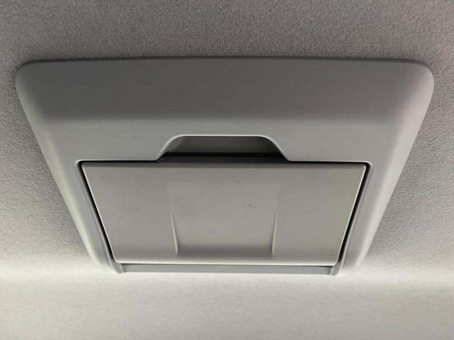 ステップワゴンスパーダ Ｚ　クールスピリット　インターナビ　セレクション　両側電動ドア　ＨＤＤナビ　後席モニター　バックカメラ　禁煙車　ハーフレザーシート　ドラレコ　スマートキー　ＬＥＤヘッド　ビルトインＥＴＣ　純正１７インチアルミ　オートライト　オートエアコン　ＣＤ（44枚目）