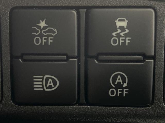 �y�Փˌy���V�X�e���z���s���ɑO���̎ԗ�����F�����A�Փ˂������Ȏ��͌x��ƃu���[�L�ŏՓˉ���Ɣ�Q�y�����A�V�X�g�B�����S�Ƀh���C�u�����y���݂��������܂��B