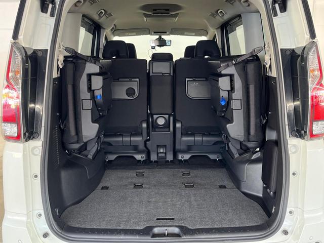 セレナ ハイウェイスター　両側電動ドア　純正ＳＤナビ　全周囲カメラ　衝突被害軽減システム　レーダークルーズ　禁煙車　ドラレコ　コーナーセンサー　スマートキー　ＬＥＤヘッド　ビルトインＥＴＣ　純正１６インチアルミ（11枚目）