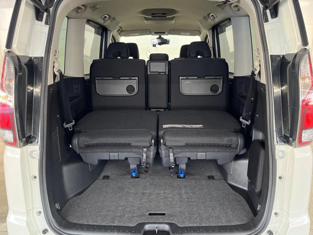 セレナ ハイウェイスター　両側電動ドア　純正ＳＤナビ　全周囲カメラ　衝突被害軽減システム　レーダークルーズ　禁煙車　ドラレコ　コーナーセンサー　スマートキー　ＬＥＤヘッド　ビルトインＥＴＣ　純正１６インチアルミ（12枚目）