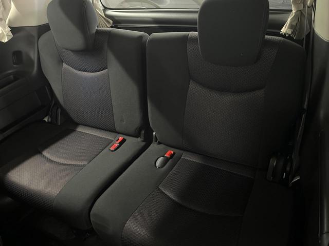 セレナ ハイウェイスター　Ｖセレクション　両側電動ドア　バックカメラ　禁煙車　ドラレコ　スマートキー　ＨＩＤヘッド　ビルトインＥＴＣ　クルコン　純正１６インチアルミ　オートライト　オートエアコン　リアエアコン　Ｂｌｕｅｔｏｏｔｈ　ＣＤ（10枚目）