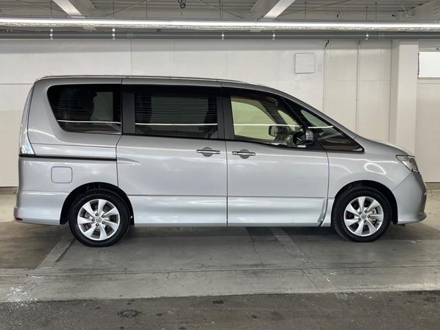 セレナ ハイウェイスター　Ｖセレクション　両側電動ドア　バックカメラ　禁煙車　ドラレコ　スマートキー　ＨＩＤヘッド　ビルトインＥＴＣ　クルコン　純正１６インチアルミ　オートライト　オートエアコン　リアエアコン　Ｂｌｕｅｔｏｏｔｈ　ＣＤ（29枚目）