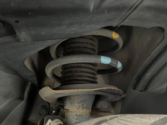 セレナ ハイウェイスター　Ｖセレクション　両側電動ドア　バックカメラ　禁煙車　ドラレコ　スマートキー　ＨＩＤヘッド　ビルトインＥＴＣ　クルコン　純正１６インチアルミ　オートライト　オートエアコン　リアエアコン　Ｂｌｕｅｔｏｏｔｈ　ＣＤ（34枚目）