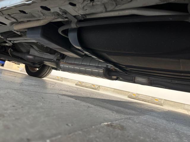 セレナ ハイウェイスター　Ｖセレクション　両側電動ドア　バックカメラ　禁煙車　ドラレコ　スマートキー　ＨＩＤヘッド　ビルトインＥＴＣ　クルコン　純正１６インチアルミ　オートライト　オートエアコン　リアエアコン　Ｂｌｕｅｔｏｏｔｈ　ＣＤ（36枚目）