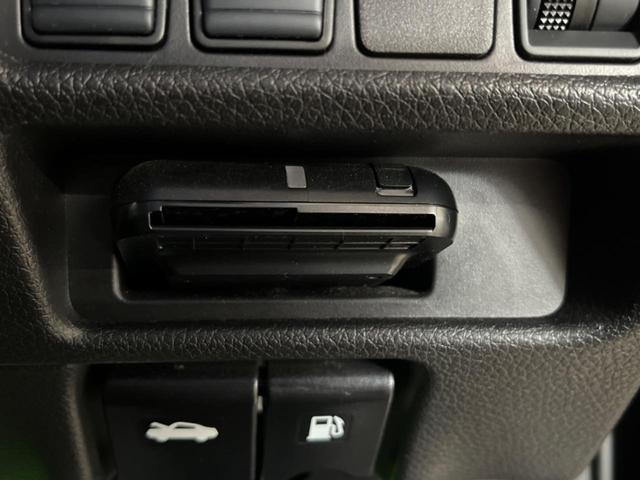 エクストレイル ２０Ｘｉ　全周囲カメラ　電動リアゲート　全席シートヒーター　全席シートエアコン　コーナーセンサー　ＬＥＤヘッド　ＥＴＣ　クルコン　純正１８インチアルミ　オートハイビーム　オートライト　オートエアコン（6枚目）