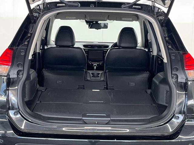 エクストレイル ２０Ｘｉ　全周囲カメラ　電動リアゲート　全席シートヒーター　全席シートエアコン　コーナーセンサー　ＬＥＤヘッド　ＥＴＣ　クルコン　純正１８インチアルミ　オートハイビーム　オートライト　オートエアコン（11枚目）