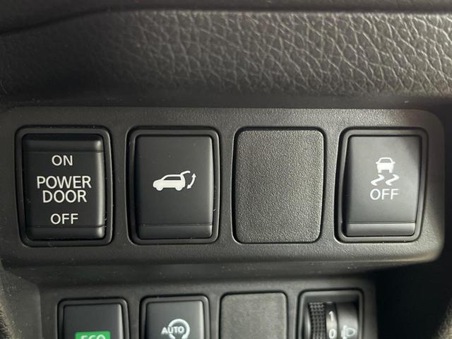 エクストレイル ２０Ｘｉ　全周囲カメラ　電動リアゲート　全席シートヒーター　全席シートエアコン　コーナーセンサー　ＬＥＤヘッド　ＥＴＣ　クルコン　純正１８インチアルミ　オートハイビーム　オートライト　オートエアコン（16枚目）