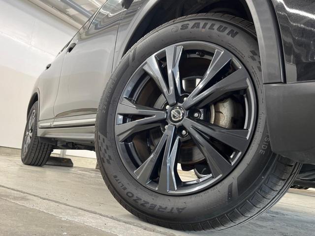 エクストレイル ２０Ｘｉ　全周囲カメラ　電動リアゲート　全席シートヒーター　全席シートエアコン　コーナーセンサー　ＬＥＤヘッド　ＥＴＣ　クルコン　純正１８インチアルミ　オートハイビーム　オートライト　オートエアコン（22枚目）