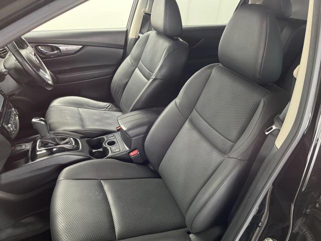 エクストレイル ２０Ｘｉ　全周囲カメラ　電動リアゲート　全席シートヒーター　全席シートエアコン　コーナーセンサー　ＬＥＤヘッド　ＥＴＣ　クルコン　純正１８インチアルミ　オートハイビーム　オートライト　オートエアコン（39枚目）