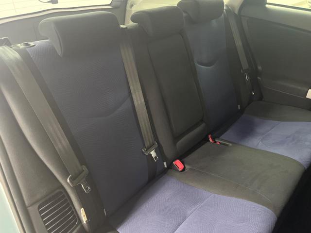 プリウス Ｓ　純正ＨＤＤナビ　バックカメラ　禁煙車　ドラレコ　スマートキー　ＨＩＤヘッド　ビルトインＥＴＣ　純正１５インチアルミ　オートエアコン　Ｂｌｕｅｔｏｏｔｈ　ＣＤ　フルセグ（9枚目）