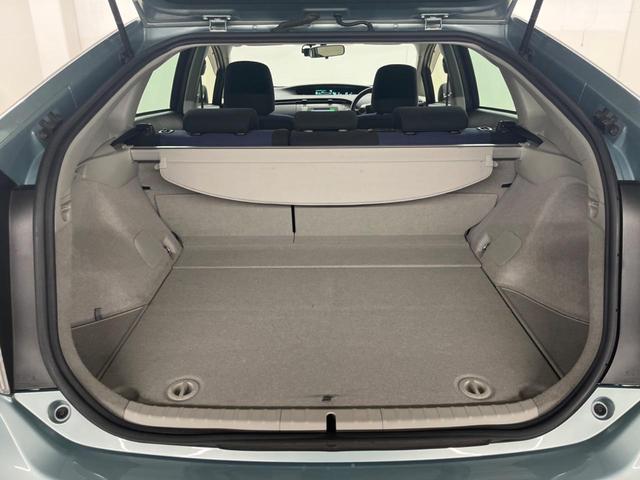 プリウス Ｓ　純正ＨＤＤナビ　バックカメラ　禁煙車　ドラレコ　スマートキー　ＨＩＤヘッド　ビルトインＥＴＣ　純正１５インチアルミ　オートエアコン　Ｂｌｕｅｔｏｏｔｈ　ＣＤ　フルセグ（10枚目）
