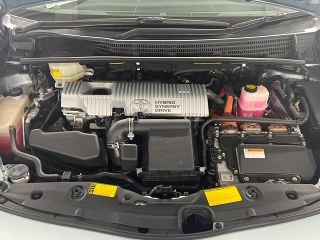 プリウス Ｓ　純正ＨＤＤナビ　バックカメラ　禁煙車　ドラレコ　スマートキー　ＨＩＤヘッド　ビルトインＥＴＣ　純正１５インチアルミ　オートエアコン　Ｂｌｕｅｔｏｏｔｈ　ＣＤ　フルセグ（16枚目）