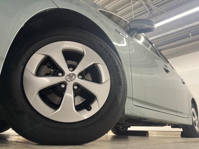 プリウス Ｓ　純正ＨＤＤナビ　バックカメラ　禁煙車　ドラレコ　スマートキー　ＨＩＤヘッド　ビルトインＥＴＣ　純正１５インチアルミ　オートエアコン　Ｂｌｕｅｔｏｏｔｈ　ＣＤ　フルセグ（18枚目）