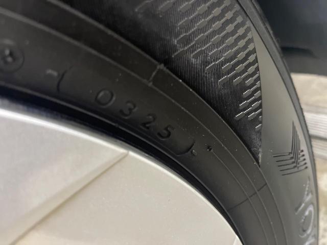 プリウス Ｓ　純正ＨＤＤナビ　バックカメラ　禁煙車　ドラレコ　スマートキー　ＨＩＤヘッド　ビルトインＥＴＣ　純正１５インチアルミ　オートエアコン　Ｂｌｕｅｔｏｏｔｈ　ＣＤ　フルセグ（28枚目）