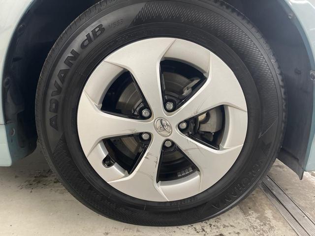 プリウス Ｓ　純正ＨＤＤナビ　バックカメラ　禁煙車　ドラレコ　スマートキー　ＨＩＤヘッド　ビルトインＥＴＣ　純正１５インチアルミ　オートエアコン　Ｂｌｕｅｔｏｏｔｈ　ＣＤ　フルセグ（30枚目）