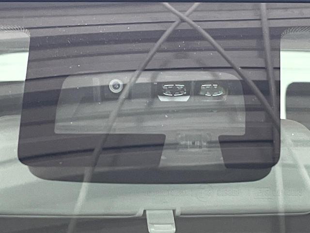 �y�X�Y�L�@�Z�[�t�e�B�T�|�[�g�z���s���ɑO���̎ԗ�����F�����A�Փ˂������Ȏ��͌x��ƃu���[�L�ŏՓˉ���Ɣ�Q�y�����A�V�X�g�B�����S�Ƀh���C�u�����y���݂��������܂��B