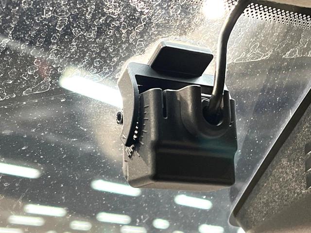 スイフト ＸＧリミテッド　純正ナビ　バックカメラ　セーフティパッケージ　レーダークルーズ　禁煙車　ドラレコ　スマートキー　ＬＥＤヘッド　ビルトインＥＴＣ　オートハイビーム　オートライト　オートエアコン　Ｂｌｕｅｔｏｏｔｈ（64枚目）