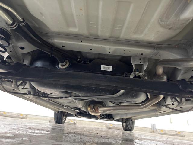 アルト Ｘ　衝突被害軽減システム　禁煙車　シートヒーター　スマートキー　ＥＴＣ　純正１５インチアルミ　オートエアコン　ＣＤ（19枚目）