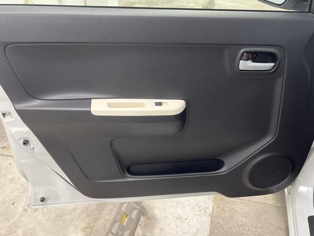 アルト Ｘ　衝突被害軽減システム　禁煙車　シートヒーター　スマートキー　ＥＴＣ　純正１５インチアルミ　オートエアコン　ＣＤ（31枚目）