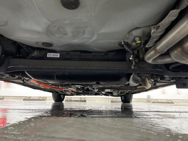 アクア Ｇブラックソフトレザーセレクション　エアロ　ＳＤナビ　バックカメラ　レザーシート　ＬＥＤヘッド　ビルトインＥＴＣ　クルコン　オートライト　オートエアコン　Ｂｌｕｅｔｏｏｔｈ　フルセグ　ＬＥＤフォグ（19枚目）