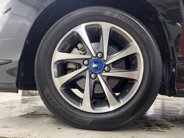 アクア Ｇブラックソフトレザーセレクション　エアロ　ＳＤナビ　バックカメラ　レザーシート　ＬＥＤヘッド　ビルトインＥＴＣ　クルコン　オートライト　オートエアコン　Ｂｌｕｅｔｏｏｔｈ　フルセグ　ＬＥＤフォグ（29枚目）