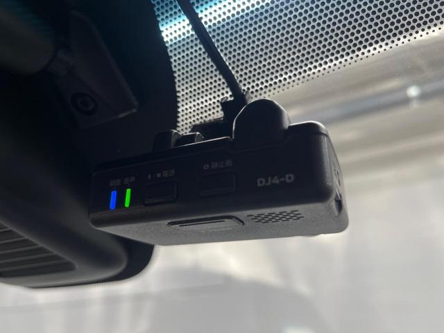 �y�o�b�N�J�����z���Ԏ��Ɍ�������A���^�C���f���Ŋm�F�ł��܂��B��^���Ǝ{�݂◧�̒��ԏ�ł̒��Ԏ���A��Ԃ̃o�b�N���ɑ劈��I�^�]�X�L���Ɋւ�炸�A����K�{�ƂȂ��������̂ЂƂł��I