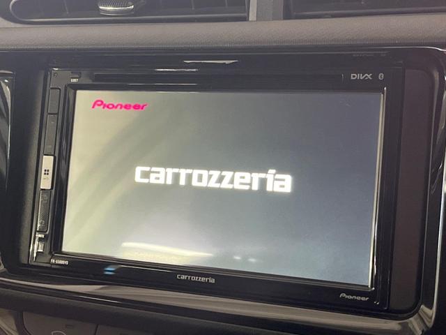 アクア Ｇブラックソフトレザーセレクション　ディスプレイオーディオ　バックカメラ　レザーシート　ＬＥＤヘッド　ＥＴＣ　クルコン　純正１５インチアルミ　オートライト　オートエアコン　Ｂｌｕｅｔｏｏｔｈ　ＣＤ　ＤＶＤ再生（3枚目）