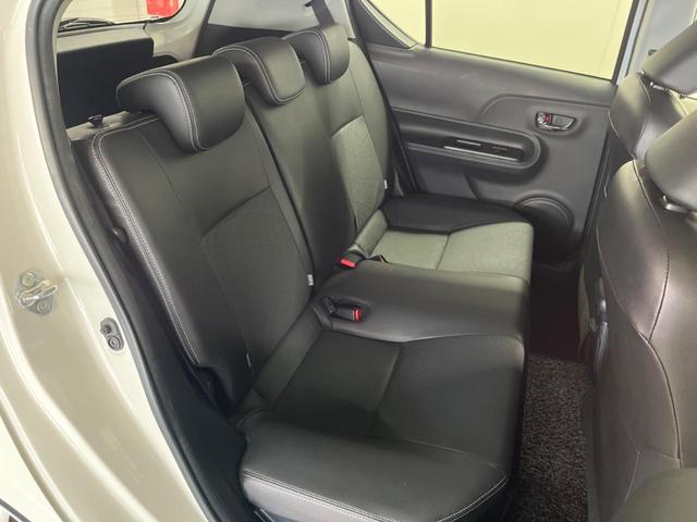 アクア Ｇブラックソフトレザーセレクション　ディスプレイオーディオ　バックカメラ　レザーシート　ＬＥＤヘッド　ＥＴＣ　クルコン　純正１５インチアルミ　オートライト　オートエアコン　Ｂｌｕｅｔｏｏｔｈ　ＣＤ　ＤＶＤ再生（8枚目）