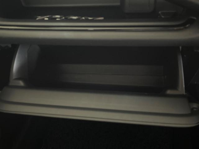 アクア Ｇブラックソフトレザーセレクション　ディスプレイオーディオ　バックカメラ　レザーシート　ＬＥＤヘッド　ＥＴＣ　クルコン　純正１５インチアルミ　オートライト　オートエアコン　Ｂｌｕｅｔｏｏｔｈ　ＣＤ　ＤＶＤ再生（41枚目）