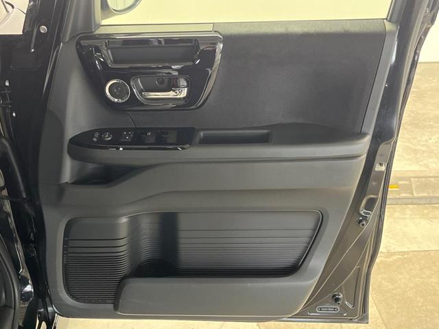 Ｎ－ＢＯＸカスタム Ｌ　両側電動ドア　純正ＳＤナビ　バックカメラ　衝突被害軽減システム　レーダークルーズ　禁煙車　コーナーセンサー　スマートキー　ＬＥＤヘッド　純正１４インチアルミ　オートハイビーム　車線逸脱警報（40枚目）