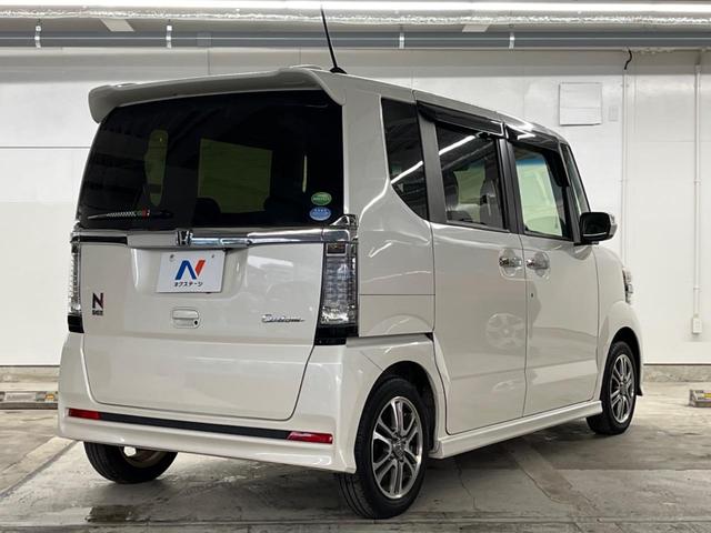 Ｎ－ＢＯＸカスタム Ｇ・ＬパッケージＳＳパッケージ　電動スライドドア　バックカメラ　禁煙車　ドラレコ　スマートキー　ＨＩＤヘッド　ビルトインＥＴＣ　純正１４インチアルミ　オートライト　オートエアコン　Ｂｌｕｅｔｏｏｔｈ　ＣＤ　ＤＶＤ再生　フルセグ（26枚目）