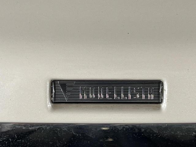 プリウス Ｓ　エアロ　純正ＳＤナビ　バックカメラ　衝突被害軽減システム　レーダークルーズ　ドラレコ　コーナーセンサー　ＬＥＤヘッド　ビルトインＥＴＣ　純正１７インチアルミ　オートハイビーム　オートライト（18枚目）