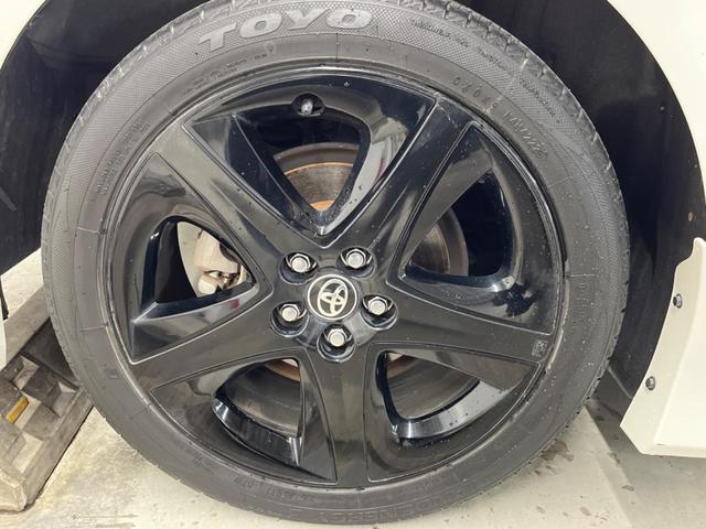 プリウス Ｓ　エアロ　純正ＳＤナビ　バックカメラ　衝突被害軽減システム　レーダークルーズ　ドラレコ　コーナーセンサー　ＬＥＤヘッド　ビルトインＥＴＣ　純正１７インチアルミ　オートハイビーム　オートライト（29枚目）