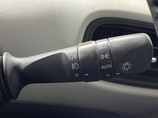 プリウス Ｓ　エアロ　純正ＳＤナビ　バックカメラ　衝突被害軽減システム　レーダークルーズ　ドラレコ　コーナーセンサー　ＬＥＤヘッド　ビルトインＥＴＣ　純正１７インチアルミ　オートハイビーム　オートライト（43枚目）