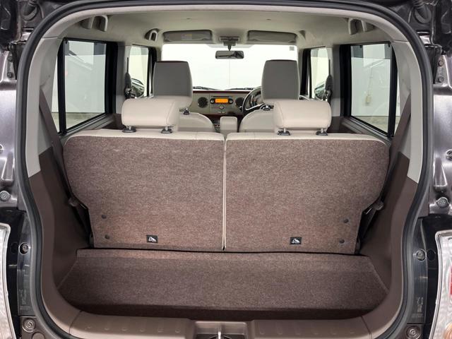 ���i�̂���������ʋ΁A���}���ɏ\���ȉ׎��X�y�[�X���m�ۂ��Ă���܂��B�Z�J���h�V�[�g��|���ƁA�傫�ȉו��̐ύڂ��\�ł���