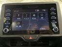 ヤリス X 純正ディスプレイオーディオ ナビキット スマートキー プッシュスタート オートハイビーム オートライト Bluetooth エアコン 中古車画像_4