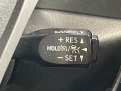 �ڥ졼�������롼������ȥ�����۹�®ƻϩ�Ǥ�Ĺ��Υ���Ԥ��ڤˡ�����ư��®�٤��ݤĥ��롼������ȥ����뤬�����ͷڸ������ƥ��Ϣ�Ȥ��������μ�ξ���Τ��Ƽִ֤��ݤĤ褦��®��Ĵ�ᤷ�Ƥ���ޤ����� 6