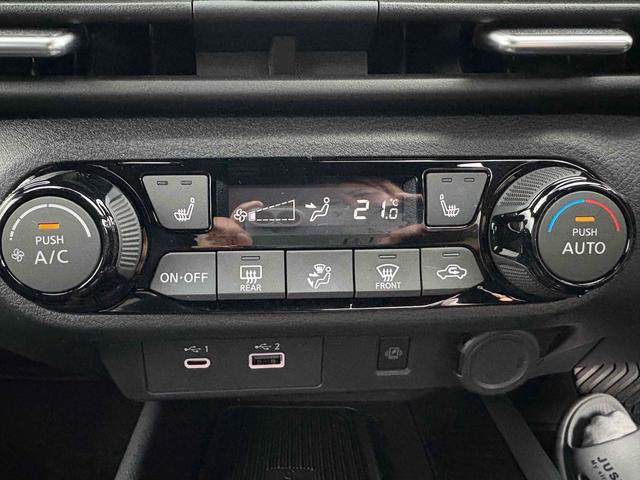 オーラ ニスモ ドライブレコーダー 全周囲カメラ ナビ TV クリアランスソナー オートクルーズコントロール 衝突被害軽減システム アルミホイール オートマチックハイビーム LEDヘッドランプ パワーシート(10枚目)