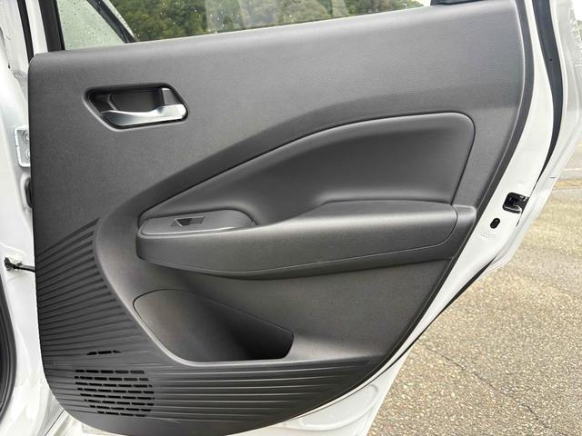 オーラ ニスモ ドライブレコーダー 全周囲カメラ ナビ TV クリアランスソナー オートクルーズコントロール 衝突被害軽減システム アルミホイール オートマチックハイビーム LEDヘッドランプ パワーシート(40枚目)