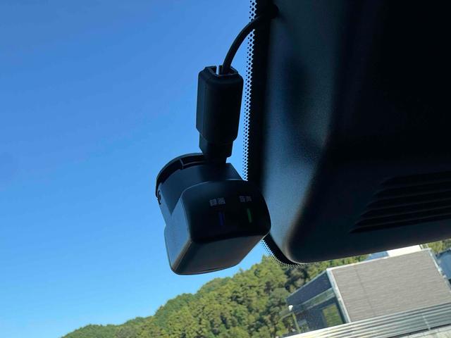 ノート Ｘ　ドライブレコーダー　ＥＴＣ　全周囲カメラ　ナビ　ＴＶ　クリアランスソナー　オートクルーズコントロール　衝突被害軽減システム　アルミホイール　オートマチックハイビーム　オートライト　スマートキー（15枚目）